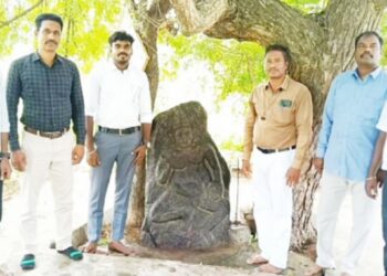 விழுப்புரம் அருகே பல்லவர் கால மூத்த தேவி சிற்பம் கண்டெடுப்பு