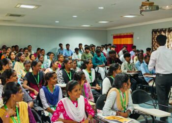 திருவண்ணாமலை எஸ்.கே.பி பொறியியல் கல்லூரியில் செயற்கை நுண்ணறிவு மூலம் வேலைவாய்ப்பு  குறித்த சிறப்பு கருத்தரங்கம்