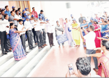 குழந்தைகள் பாதுகாப்பு விழிப்புணர்வு பேரணி