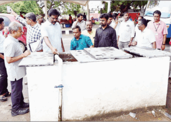 கிரிவலப் பாதையில் பக்தர்களுக்கு அடிப்படை வசதிகள்; மாவட்ட ஆட்சியர் ஆய்வு