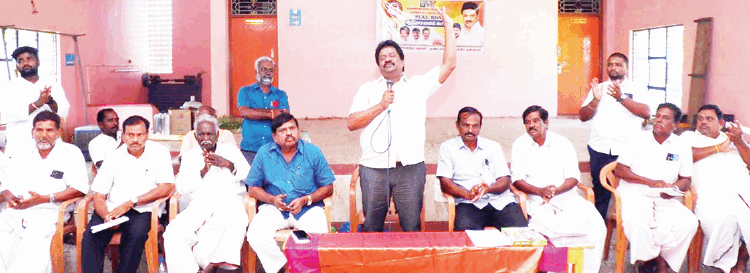 சிறப்பு வாக்காளர் திருத்தம்: தி.மு.க.வினருக்கு மு.பெ.கிரி எம்.எல்.ஏ.ஆலோசனை