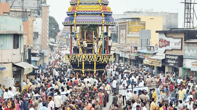 அண்ணாமலையார் கோயிலின் புதுப்பிக்கப்பட்ட அம்மன் தேர் வெள்ளோட்டம்