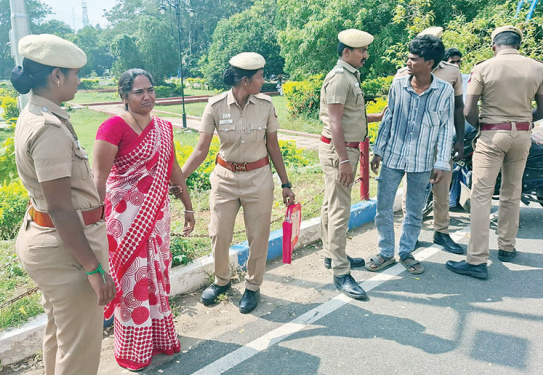 தி.மலை மாவட்ட ஆட்சியர் அலுவலகத்தில் தொடரும் தீக்குளிப்பு சம்பவங்கள்