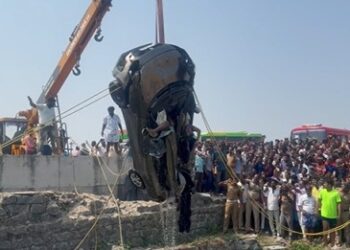 Gingee Road Accident