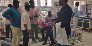 தேர்தல் பணி முடிந்து திரும்பியபோது விபத்து: விழுப்புரம் ஆட்சியரின் நேர்முக உதவியாளர் படுகாயம்!