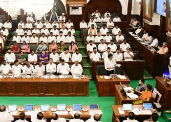 தொகுதி மறுவரையறைக்கு எதிரான முதல்வரின் தனித் தீர்மானம் சட்டப்பேரவையில் நிறைவேற்றம்
