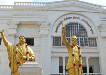 தொகுதி மறுவரையறை எம்.பி.க்கள் கூட்டம்: “அரசியல் நாடகத்தில் பங்கேற்க மாட்டோம்”